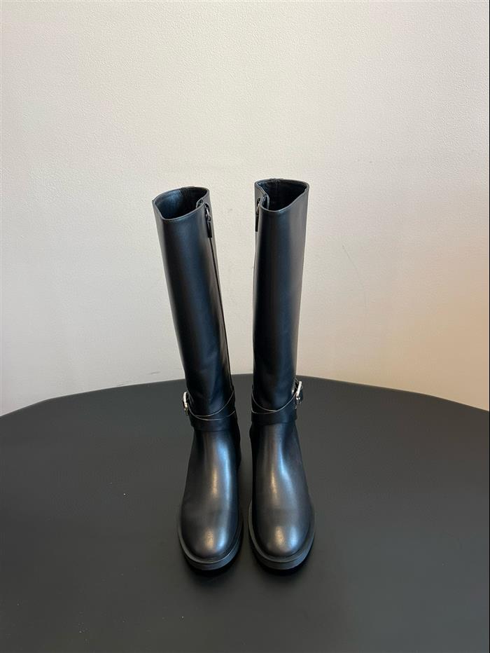 2025112817301994 540